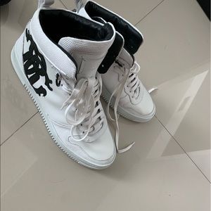 599$ cavalli shoes size 11 US